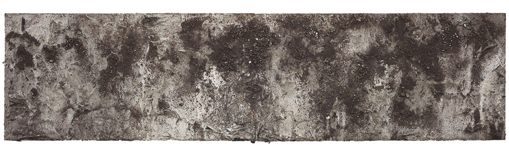 胡伟《书卷》一--90x360cm--木质构造、麻纸、矿物·植物·土质颜料-、金银粉、金属渣、箔--2018年.jpg